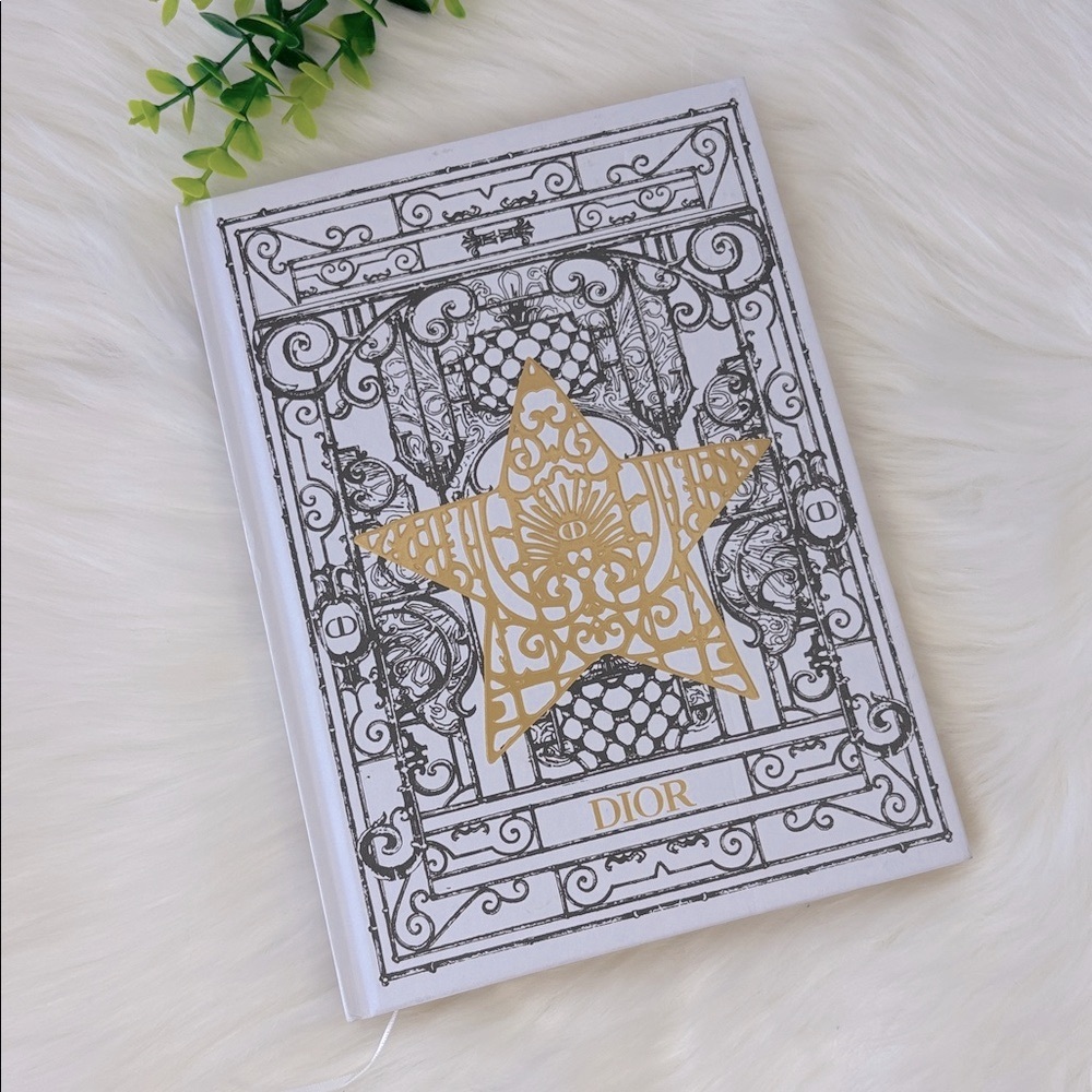 Dior Gold Star Holiday Notebook - Picture 2 of 11